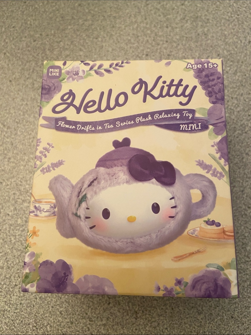 Hello Kitty Plush Teapot - Purple and White blind box